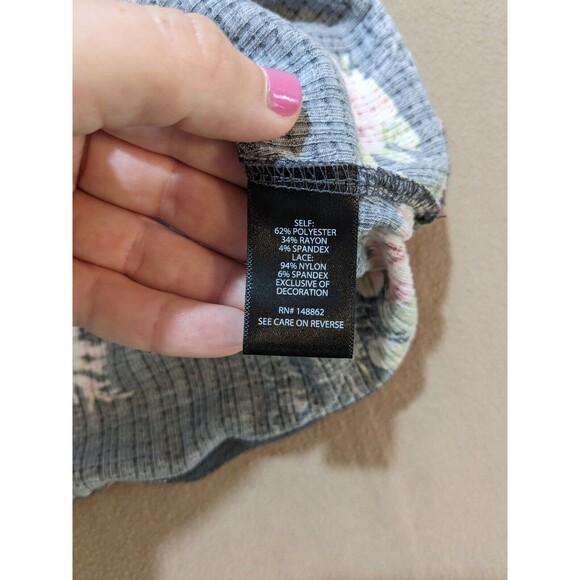 Torrid Womens Gray Pink Peach Flower Floral Lace Smock Ruffle Sleeve Top Size 1 - Picture 6 of 11